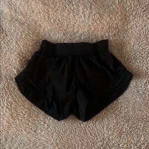 Lululemon Hotty Hot shorts black, size 4